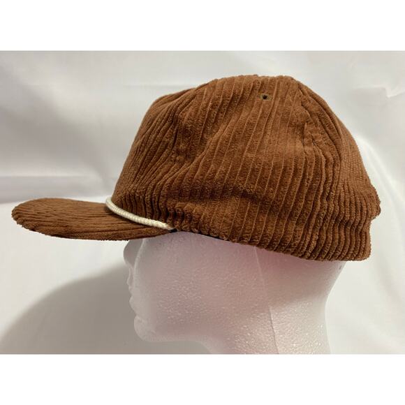 Tahoemade THE 'LAKE' 5-PANEL A larger fitting thick-waled corduroy 5-panel cap. - Picture 11 of 13